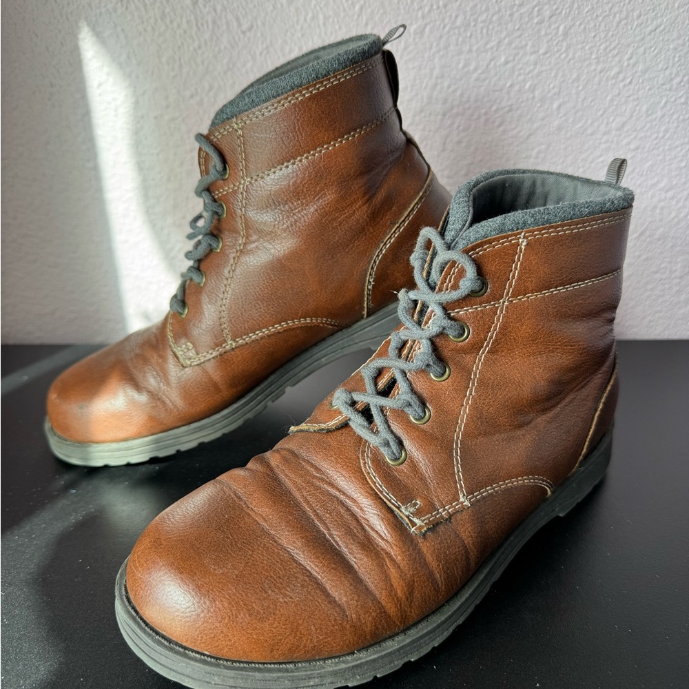 Men’s Brown Faux-Leather Lace-Up Boots